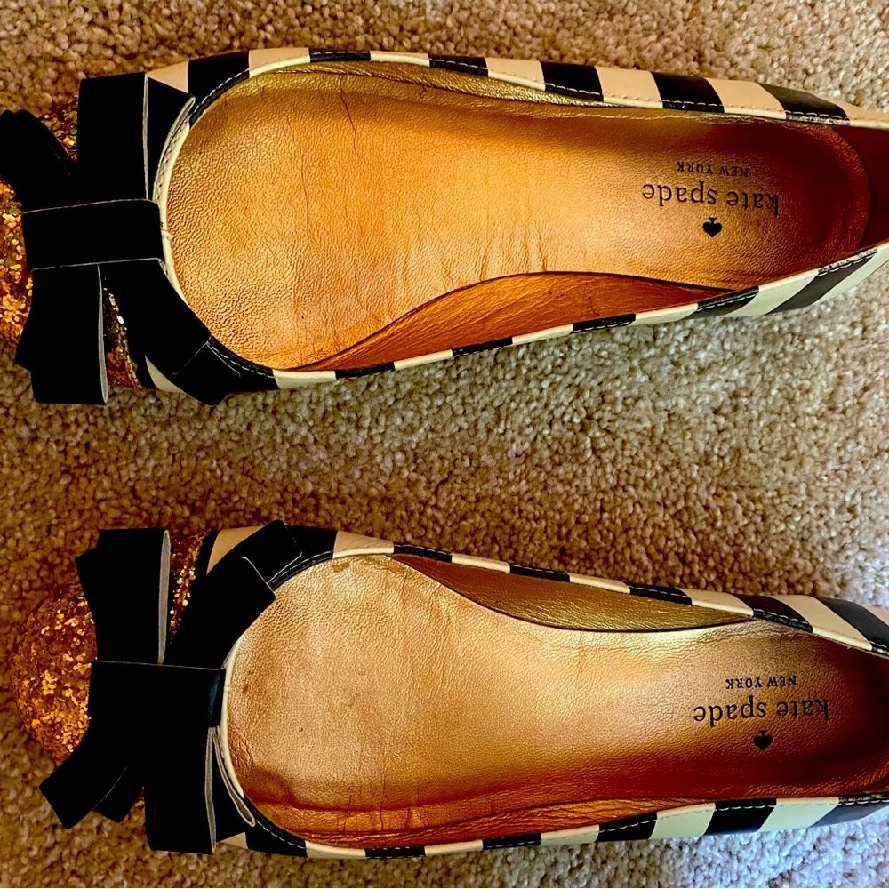 Kate Spade striped flats with gold glitter tips. Worn less than 5x. Bought in NY